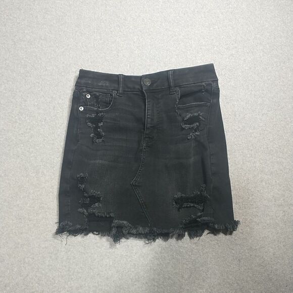 Women American Eagle Black Raw Edge Distressed Next Level Stretch Skirt Size 4. - Picture 8 of 9